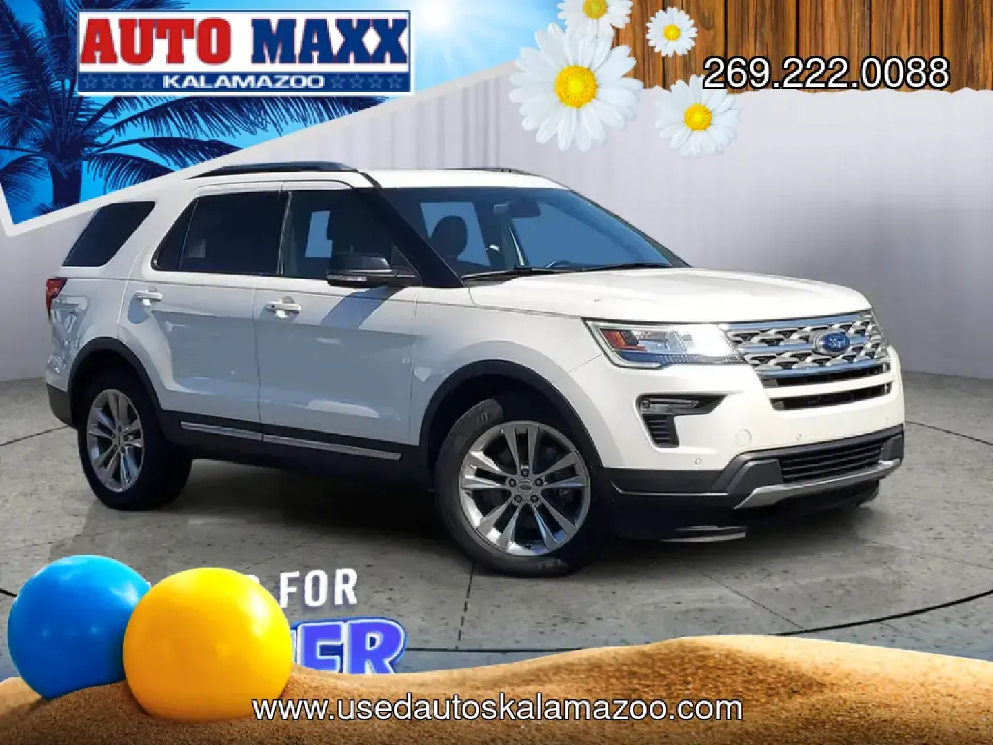 2018 /Ebony Black Ford Explorer XLT (1FM5K8D87JG) with an V6, 3.5L engine, 6-speed automatic transmission, located at 6064 Gull Rd, Kalamazoo, MI, 49048, (269) 222-0088, 42.328388, -85.512924 - Road-trip weekends to Lake Michigan, daily school drop-offs, and confident winter driving on I-94 or US-131-this 2018 Ford Explorer XLT 4WD is built for real life in Southwest Michigan. If you've been searching used cars near me and want a family-ready SUV that can handle changing seasons, long comm- Photo#0