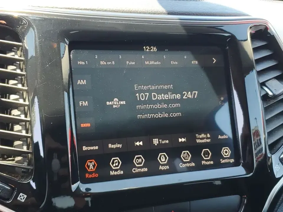 2020 /Black Jeep Cherokee Limited (1C4PJLDB3LD) with an 4 Cyl, 2.4L engine, 9-speed automatic transmission, located at 6064 Gull Rd, Kalamazoo, MI, 49048, (269) 222-0088, 42.328388, -85.512924 - For commuters who want SUV comfort without the bulk-and weekend explorers who like to pack up and go-this 2020 Jeep Cherokee Limited is built for real life in Southwest Michigan. Whether you're cruising to work, doing school drop-offs, or heading out toward Gull Lake for a reset, this crossover deli - Photo#22
