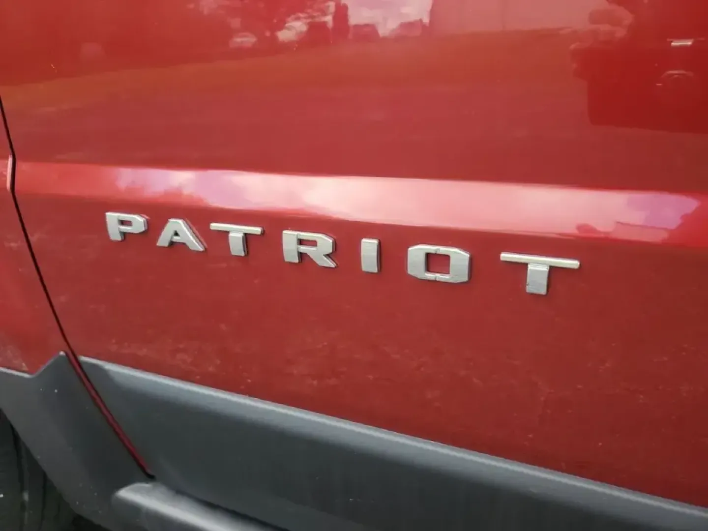 2016 /Dark Slate Gray Jeep Patriot Sport (1C4NJRBB6GD) with an 4 Cyl, 2.4L engine, 6-speed automatic transmission, located at 6064 Gull Rd, Kalamazoo, MI, 49048, (269) 222-0088, 42.328388, -85.512924 - Weekend cabin runs up to Gull Lake, snowy commutes down I-94, or a last-minute road trip to Lake Michigan-this 2016 Jeep Patriot Sport 4WD is built for Kalamazoo life when you want SUV practicality with go-anywhere confidence. If you've been searching used cars near me and want something versatile f - Photo#5