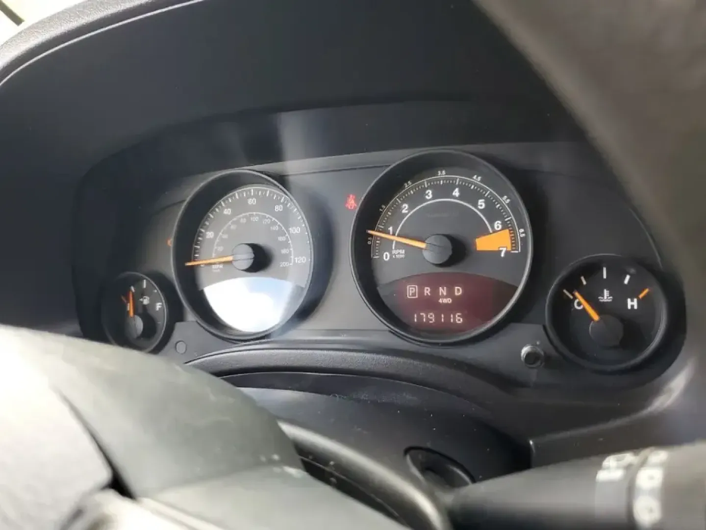 2016 /Dark Slate Gray Jeep Patriot Sport (1C4NJRBB6GD) with an 4 Cyl, 2.4L engine, 6-speed automatic transmission, located at 6064 Gull Rd, Kalamazoo, MI, 49048, (269) 222-0088, 42.328388, -85.512924 - Weekend cabin runs up to Gull Lake, snowy commutes down I-94, or a last-minute road trip to Lake Michigan-this 2016 Jeep Patriot Sport 4WD is built for Kalamazoo life when you want SUV practicality with go-anywhere confidence. If you've been searching used cars near me and want something versatile f - Photo#16
