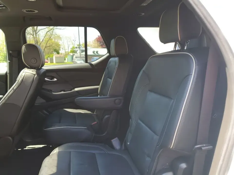 2023 Summit White /Black Chevrolet Traverse Premier (1GNEVKKW3PJ) with an 3.6L V6 SIDI VVT engine, Automatic transmission, located at 6064 Gull Rd, Kalamazoo, MI, 49048, (269) 222-0088, 42.328388, -85.512924- Photo#39