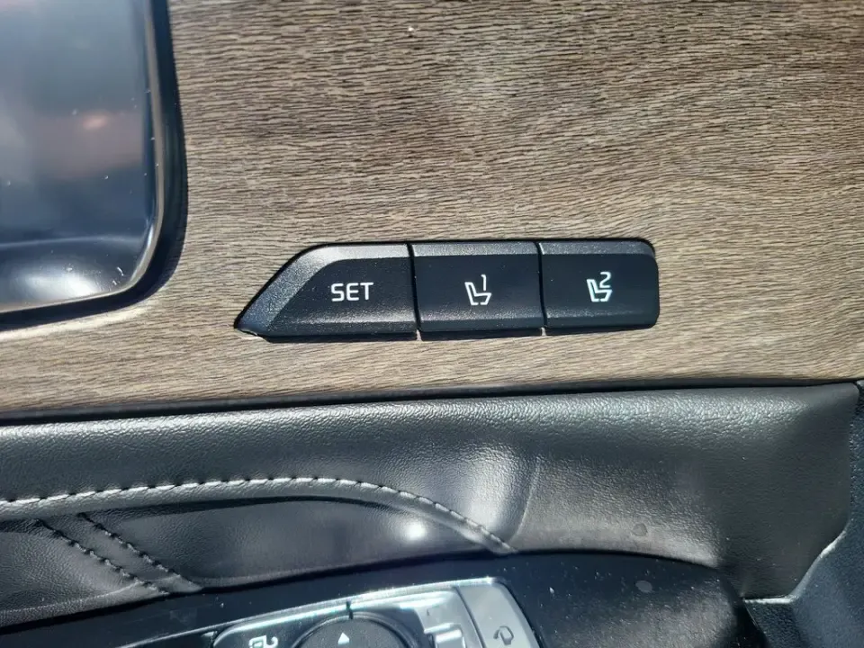 2023 Grey /Black Kia Sorento X-Line SX Prestige (5XYRKDLF3PG) with an 2.5L I4 DGI Turbocharged DOHC 16V LEV3-ULEV70 281hp engine, Automatic transmission, located at 6064 Gull Rd, Kalamazoo, MI, 49048, (269) 222-0088, 42.328388, -85.512924- Photo#18