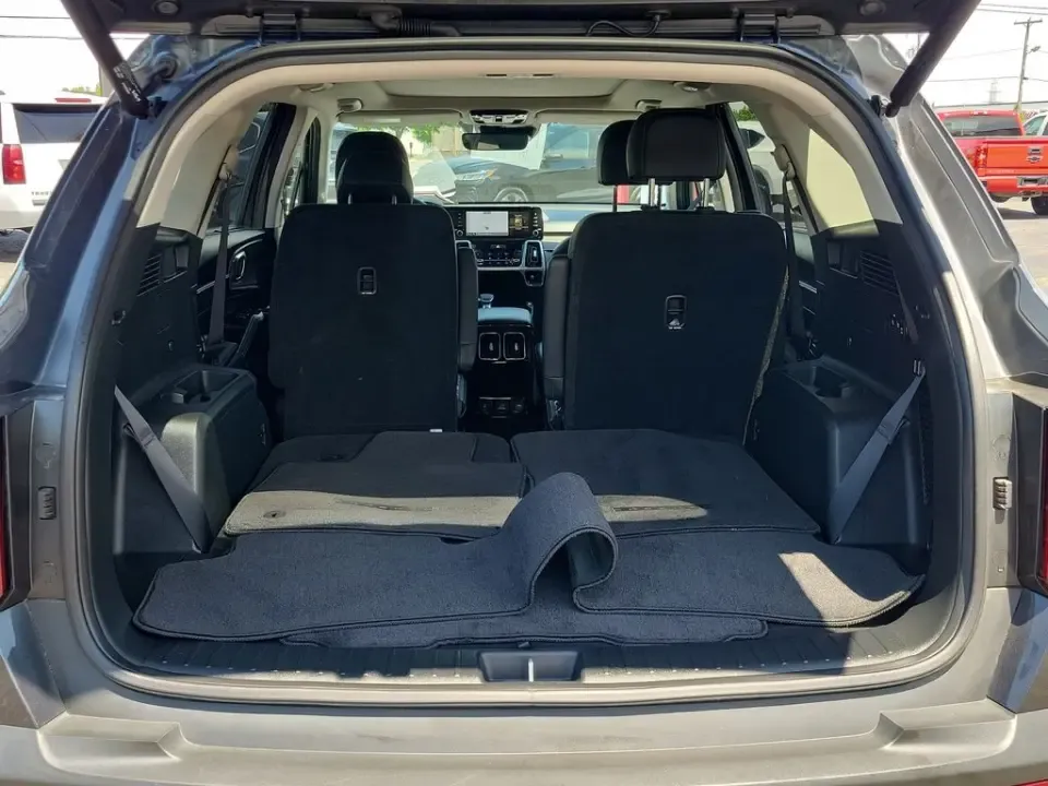 2023 Grey /Black Kia Sorento X-Line SX Prestige (5XYRKDLF3PG) with an 2.5L I4 DGI Turbocharged DOHC 16V LEV3-ULEV70 281hp engine, Automatic transmission, located at 6064 Gull Rd, Kalamazoo, MI, 49048, (269) 222-0088, 42.328388, -85.512924- Photo#70