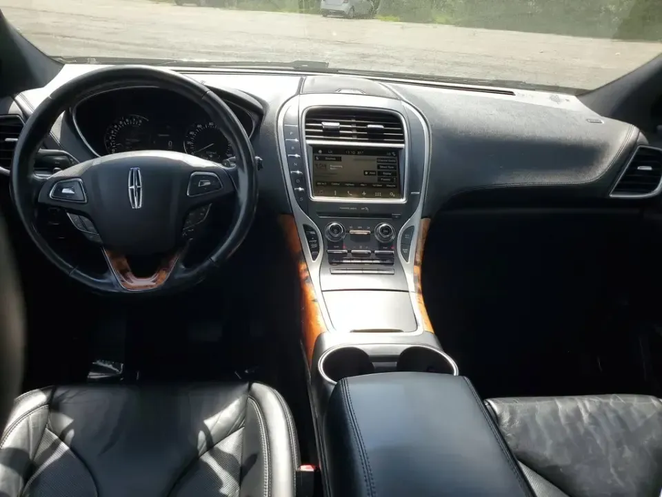 2018 /Ebony Lincoln MKX Select (2LMPJ8KR6JB) with an V6, 3.7L engine, 6-speed automatic transmission, located at 6064 Gull Rd, Kalamazoo, MI, 49048, (269) 222-0088, 42.328388, -85.512924 - Weekend getaways to South Haven, daily commutes down Gull Road, or family errands between Downtown Kalamazoo and Portage-this 2018 Lincoln MKX Select AWD is built for real life, with upscale comfort and all-weather confidence that fits Michigan seasons. If you've been searching used cars near me and - Photo#9