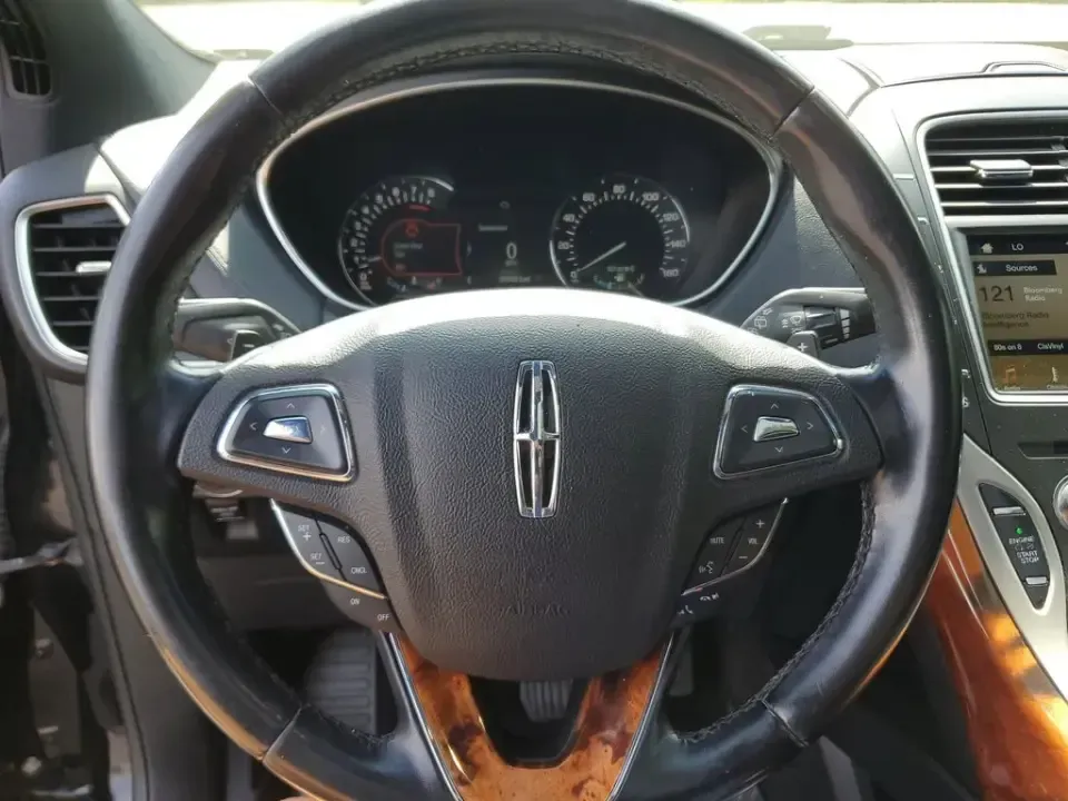 2018 /Ebony Lincoln MKX Select (2LMPJ8KR6JB) with an V6, 3.7L engine, 6-speed automatic transmission, located at 6064 Gull Rd, Kalamazoo, MI, 49048, (269) 222-0088, 42.328388, -85.512924 - Weekend getaways to South Haven, daily commutes down Gull Road, or family errands between Downtown Kalamazoo and Portage-this 2018 Lincoln MKX Select AWD is built for real life, with upscale comfort and all-weather confidence that fits Michigan seasons. If you've been searching used cars near me and - Photo#18