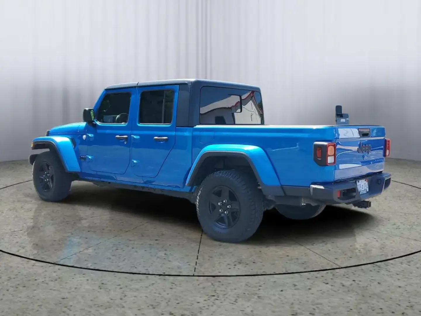 2021 Blue Pearl /Black Jeep Gladiator Sport (1C6HJTAG4ML) with an 3.6L V6 24V VVT engine, Automatic transmission, located at 6064 Gull Rd, Kalamazoo, MI, 49048, (269) 222-0088, 42.328388, -85.512924- Photo#4