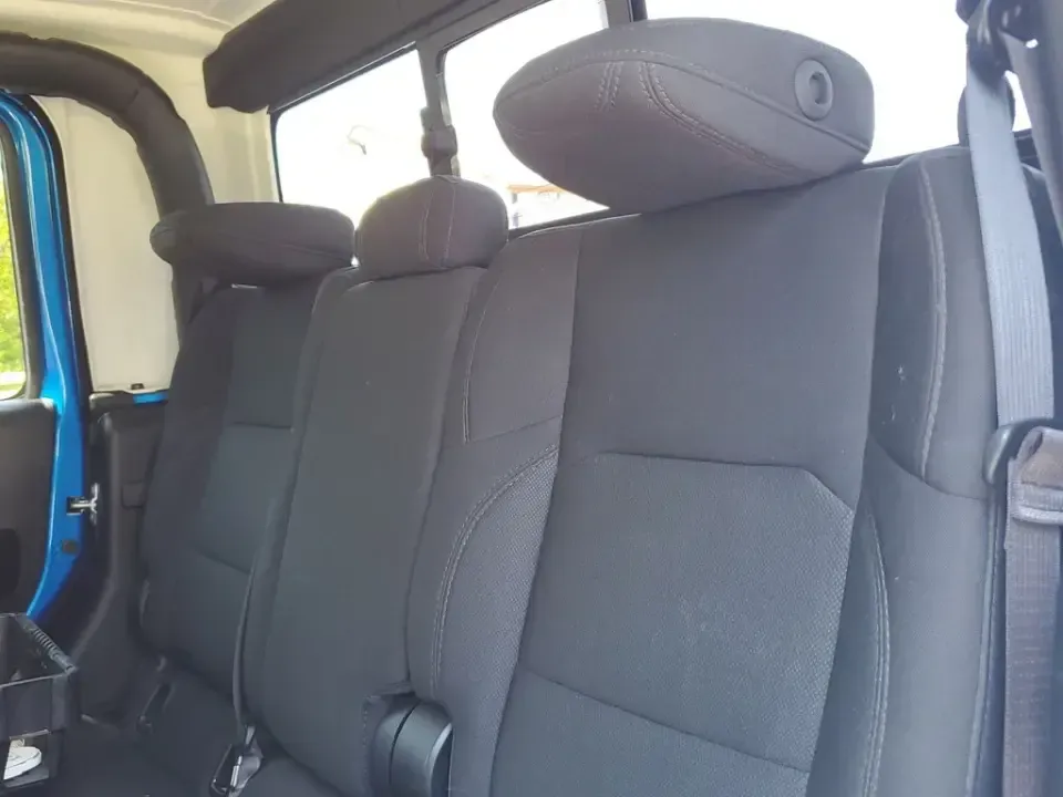 2021 Blue Pearl /Black Jeep Gladiator Sport (1C6HJTAG4ML) with an 3.6L V6 24V VVT engine, Automatic transmission, located at 6064 Gull Rd, Kalamazoo, MI, 49048, (269) 222-0088, 42.328388, -85.512924- Photo#33