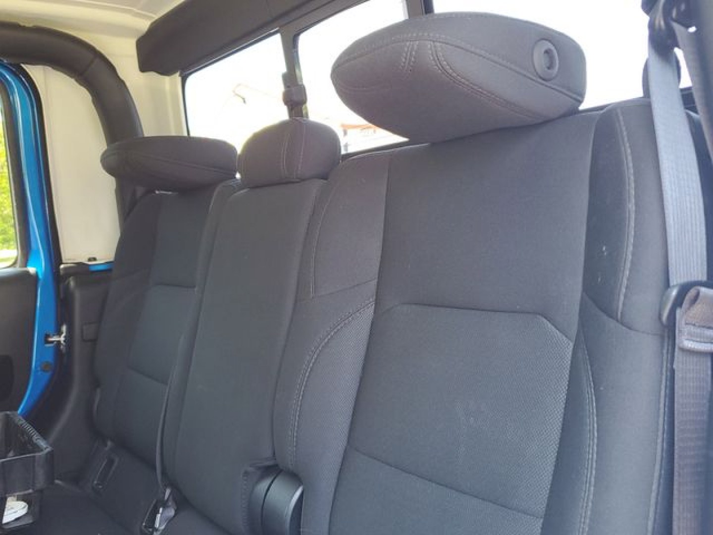 2021 Blue Pearl /Black Jeep Gladiator Sport (1C6HJTAG4ML) with an 3.6L V6 24V VVT engine, Automatic transmission, located at 6064 Gull Rd, Kalamazoo, MI, 49048, (269) 222-0088, 42.328388, -85.512924- Photo#15