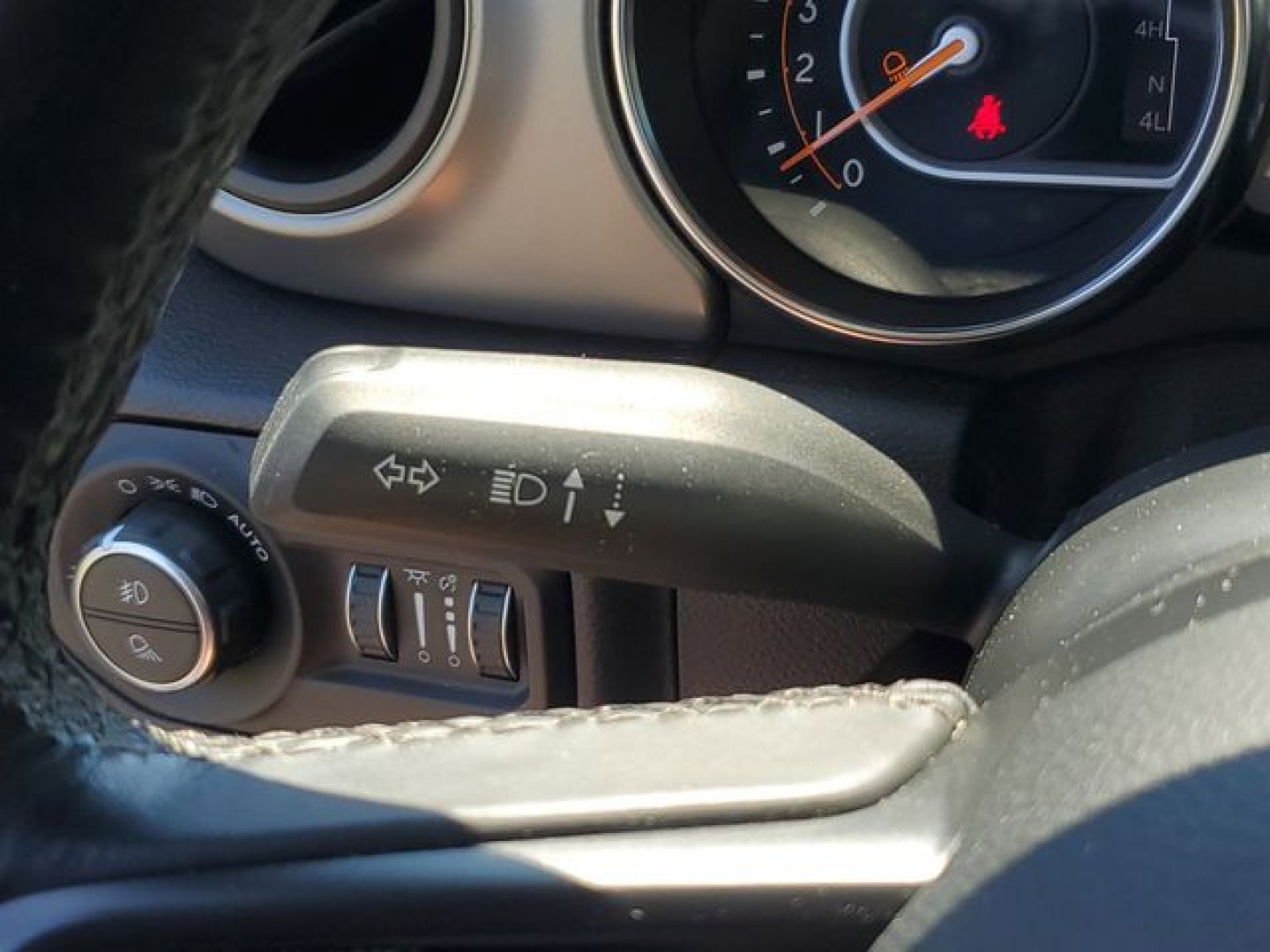 2021 Blue Pearl /Black Jeep Gladiator Sport (1C6HJTAG4ML) with an 3.6L V6 24V VVT engine, Automatic transmission, located at 6064 Gull Rd, Kalamazoo, MI, 49048, (269) 222-0088, 42.328388, -85.512924- Photo#37
