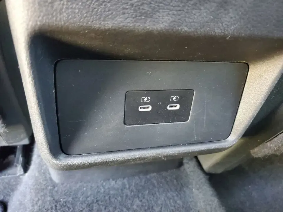 2024 /Charcoal Nissan Rogue SV (5N1BT3BB8RC) with an 3 Cyl, 1.5L engine, CVT transmission, located at 6064 Gull Rd, Kalamazoo, MI, 49048, (269) 222-0088, 42.328388, -85.512924 - For commuters who rack up miles on I-94, families shuttling between school, sports, and weekend errands, and road-trippers heading to Lake Michigan, this 2024 Nissan Rogue SV AWD is built to make everyday driving feel easy, comfortable, and confidently in control. Finished in Brilliant Silver Metall - Photo#11