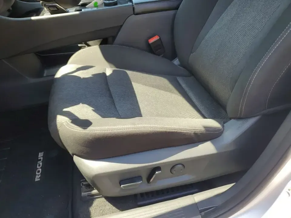 2024 /Charcoal Nissan Rogue SV (5N1BT3BB8RC) with an 3 Cyl, 1.5L engine, CVT transmission, located at 6064 Gull Rd, Kalamazoo, MI, 49048, (269) 222-0088, 42.328388, -85.512924 - For commuters who rack up miles on I-94, families shuttling between school, sports, and weekend errands, and road-trippers heading to Lake Michigan, this 2024 Nissan Rogue SV AWD is built to make everyday driving feel easy, comfortable, and confidently in control. Finished in Brilliant Silver Metall - Photo#14