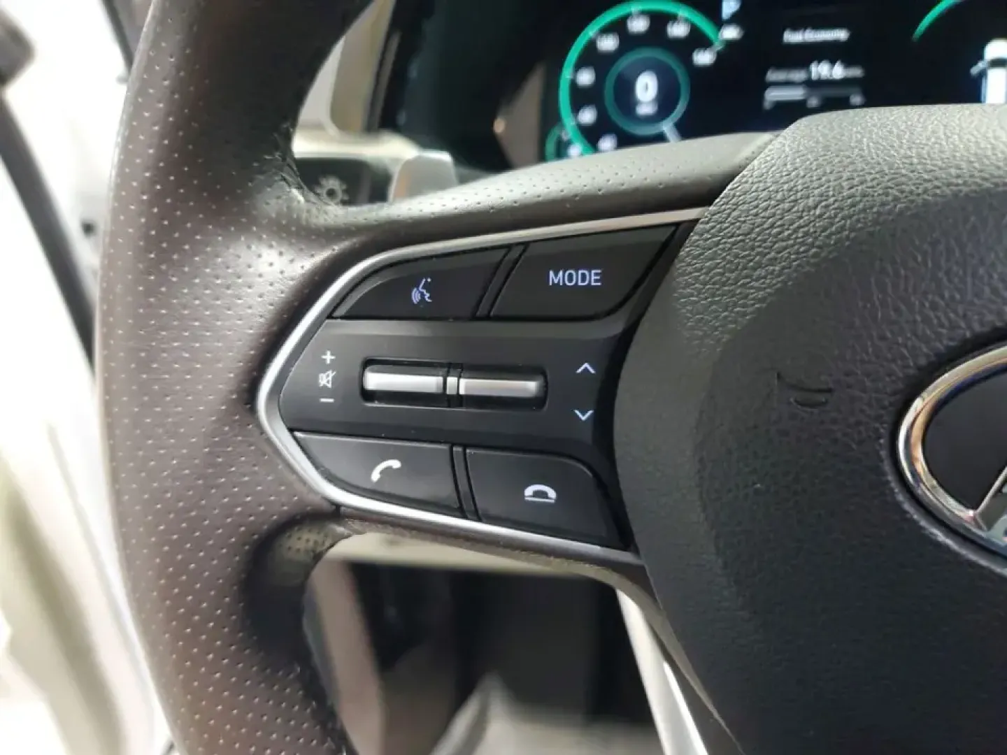 2021 /Dark Brown Hyundai Palisade Calligraphy (KM8R7DHE9MU) with an V6, 3.8L engine, 8-speed automatic transmission, located at 6064 Gull Rd, Kalamazoo, MI, 49048, (269) 222-0088, 42.328388, -85.512924 - Road-trip families, daily commuters, and weekend adventurers alike will appreciate how this 2021 Hyundai Palisade Calligraphy AWD blends three-row space with upscale comfort-perfect for hauling kids to practice, packing up for a Lake Michigan getaway, or cruising confidently through a Michigan winte- Photo#23