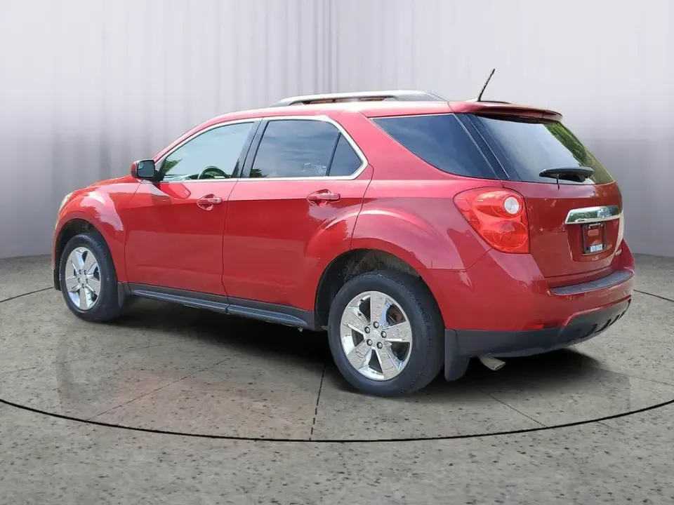 2013 Crystal Red Tint /Black Chevrolet Equinox LT (1GNALPEK7DZ) with an 2.4L 4-Cylinder SIDI DOHC engine, Automatic transmission, located at 6064 Gull Rd, Kalamazoo, MI, 49048, (269) 222-0088, 42.328388, -85.512924- Photo#2