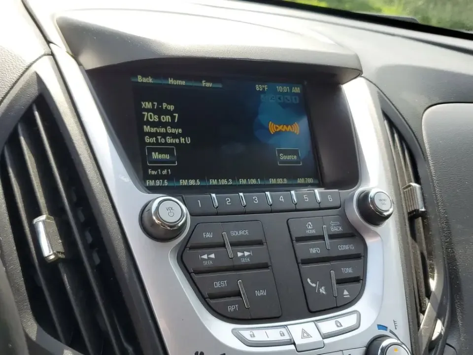 2013 Crystal Red Tint /Black Chevrolet Equinox LT (1GNALPEK7DZ) with an 2.4L 4-Cylinder SIDI DOHC engine, Automatic transmission, located at 6064 Gull Rd, Kalamazoo, MI, 49048, (269) 222-0088, 42.328388, -85.512924- Photo#19
