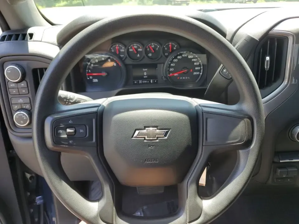 2021 Northsky Blue Metallic /BLACK Chevrolet Silverado 1500 Custom Trail Boss (1GCPYCEF8MZ) with an EcoTec3 5.3L V8 engine, Automatic transmission, located at 6064 Gull Rd, Kalamazoo, MI, 49048, (269) 222-0088, 42.328388, -85.512924- Photo#32