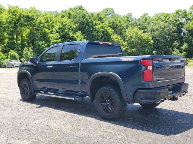 2021 Northsky Blue Metallic /BLACK Chevrolet Silverado 1500 Custom Trail Boss (1GCPYCEF8MZ) with an EcoTec3 5.3L V8 engine, Automatic transmission, located at 6064 Gull Rd, Kalamazoo, MI, 49048, (269) 222-0088, 42.328388, -85.512924- Photo#2