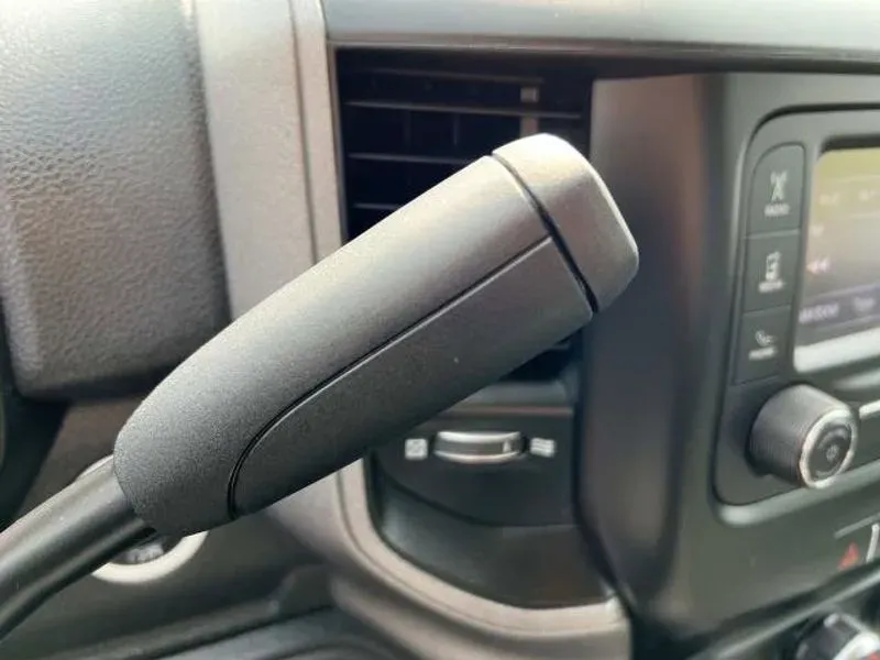 2020 Delmonico Red Pearlcoat /Black Ram 3500 Tradesman (3C63R3AL4LG) with an L6, 6.7L engine, 6-speed automatic transmission, located at 6064 Gull Rd, Kalamazoo, MI, 49048, (269) 222-0088, 42.328388, -85.512924 - **Unleash Your Adventure with the 2020 Ram 3500 Tradesman!** <br /> <br /> Are you ready to elevate your work and play with a powerhouse that blends rugged utility and modern comfort? Look no further than this stunning 2020 Ram 3500 Tradesman Regular Cab 4WD, available at AutoMaxx - Kalamazoo. With - Photo#24