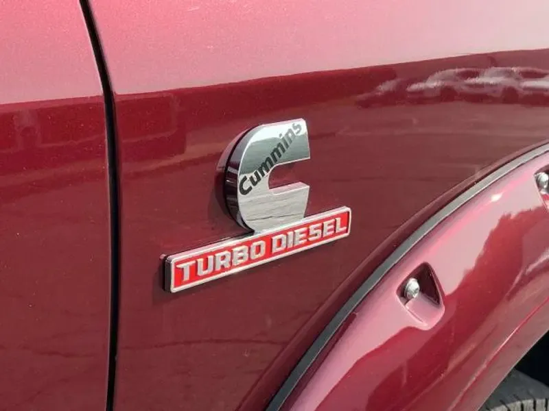 2020 Red /Black Ram 3500 Tradesman (3C63R3AL4LG) with an Cummins 6.7L I6 Turbodiesel engine, Automatic transmission, located at 6064 Gull Rd, Kalamazoo, MI, 49048, (269) 222-0088, 42.328388, -85.512924- Photo#39