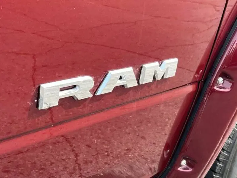2020 Red /Black Ram 3500 Tradesman (3C63R3AL4LG) with an Cummins 6.7L I6 Turbodiesel engine, Automatic transmission, located at 6064 Gull Rd, Kalamazoo, MI, 49048, (269) 222-0088, 42.328388, -85.512924- Photo#40