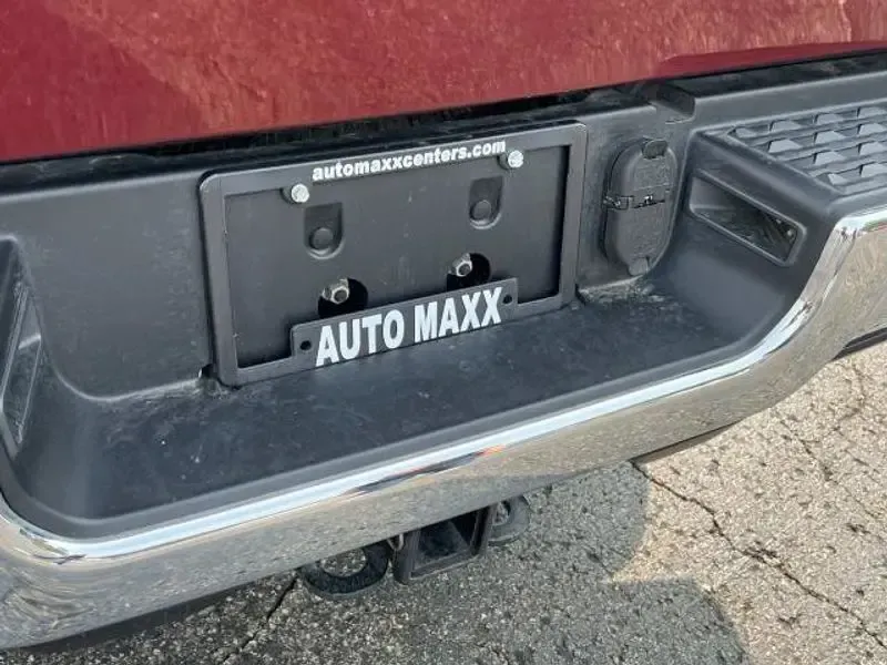2020 Delmonico Red Pearlcoat /Black Ram 3500 Tradesman (3C63R3AL4LG) with an L6, 6.7L engine, 6-speed automatic transmission, located at 6064 Gull Rd, Kalamazoo, MI, 49048, (269) 222-0088, 42.328388, -85.512924 - **Unleash Your Adventure with the 2020 Ram 3500 Tradesman!** <br /> <br /> Are you ready to elevate your work and play with a powerhouse that blends rugged utility and modern comfort? Look no further than this stunning 2020 Ram 3500 Tradesman Regular Cab 4WD, available at AutoMaxx - Kalamazoo. With - Photo#11