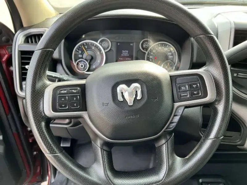 2020 Red /Black Ram 3500 Tradesman (3C63R3AL4LG) with an Cummins 6.7L I6 Turbodiesel engine, Automatic transmission, located at 6064 Gull Rd, Kalamazoo, MI, 49048, (269) 222-0088, 42.328388, -85.512924- Photo#50