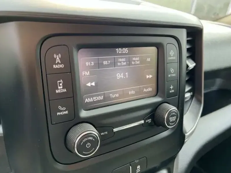 2020 Delmonico Red Pearlcoat /Black Ram 3500 Tradesman (3C63R3AL4LG) with an L6, 6.7L engine, 6-speed automatic transmission, located at 6064 Gull Rd, Kalamazoo, MI, 49048, (269) 222-0088, 42.328388, -85.512924 - **Unleash Your Adventure with the 2020 Ram 3500 Tradesman!** <br /> <br /> Are you ready to elevate your work and play with a powerhouse that blends rugged utility and modern comfort? Look no further than this stunning 2020 Ram 3500 Tradesman Regular Cab 4WD, available at AutoMaxx - Kalamazoo. With - Photo#24