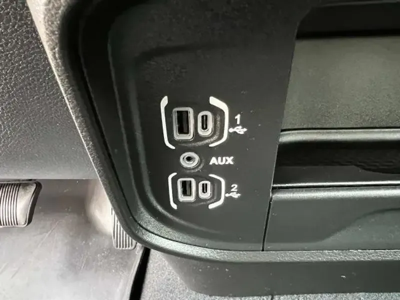 2020 Delmonico Red Pearlcoat /Black Ram 3500 Tradesman (3C63R3AL4LG) with an L6, 6.7L engine, 6-speed automatic transmission, located at 6064 Gull Rd, Kalamazoo, MI, 49048, (269) 222-0088, 42.328388, -85.512924 - **Unleash Your Adventure with the 2020 Ram 3500 Tradesman!** <br /> <br /> Are you ready to elevate your work and play with a powerhouse that blends rugged utility and modern comfort? Look no further than this stunning 2020 Ram 3500 Tradesman Regular Cab 4WD, available at AutoMaxx - Kalamazoo. With - Photo#27