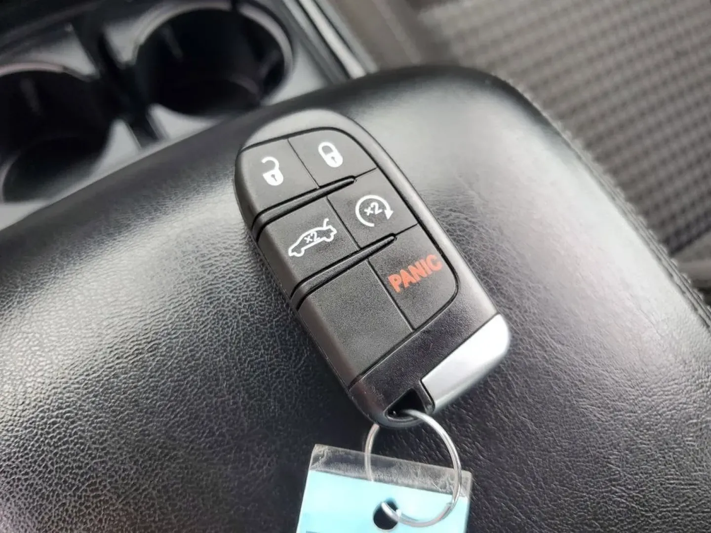 2020 Torred Clearcoat /Black Dodge Charger SXT (2C3CDXJG7LH) with an V6, 3.6L engine, 8-speed automatic transmission, located at 6064 Gull Rd, Kalamazoo, MI, 49048, (269) 222-0088, 42.328388, -85.512924 - <b>Summary</b><br>Aftermarket sport exhaust<br><br><b>Vehicle Details</b><br>Aftermarket sport exhaust. Looking for a dynamic blend of performance and comfort? Check out this 2020 Dodge Charger SXT, equipped with All-Wheel Drive and a powerful V6, 3.6L engine. This standout sedan balances thrilling - Photo#22