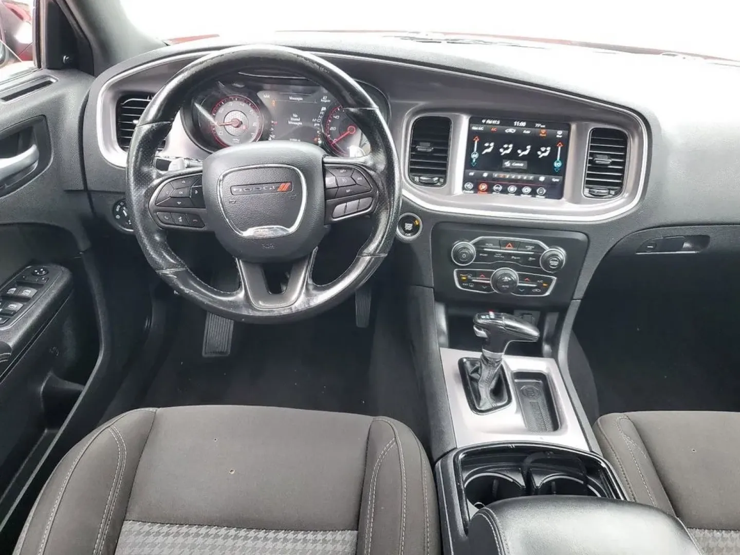 2020 Torred Clearcoat /Black Dodge Charger SXT (2C3CDXJG7LH) with an V6, 3.6L engine, 8-speed automatic transmission, located at 6064 Gull Rd, Kalamazoo, MI, 49048, (269) 222-0088, 42.328388, -85.512924 - <b>Summary</b><br>Aftermarket sport exhaust<br><br><b>Vehicle Details</b><br>Aftermarket sport exhaust. Looking for a dynamic blend of performance and comfort? Check out this 2020 Dodge Charger SXT, equipped with All-Wheel Drive and a powerful V6, 3.6L engine. This standout sedan balances thrilling - Photo#25