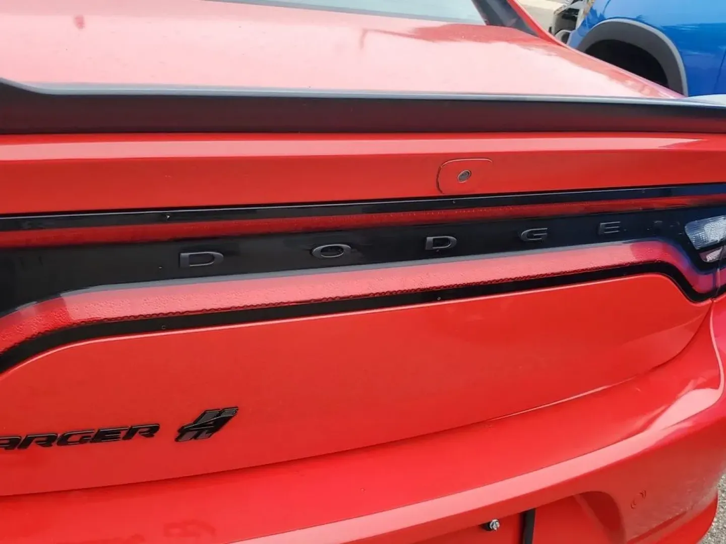 2020 Torred Clearcoat /Black Dodge Charger SXT (2C3CDXJG7LH) with an V6, 3.6L engine, 8-speed automatic transmission, located at 6064 Gull Rd, Kalamazoo, MI, 49048, (269) 222-0088, 42.328388, -85.512924 - <b>Summary</b><br>Aftermarket sport exhaust<br><br><b>Vehicle Details</b><br>Aftermarket sport exhaust. Looking for a dynamic blend of performance and comfort? Check out this 2020 Dodge Charger SXT, equipped with All-Wheel Drive and a powerful V6, 3.6L engine. This standout sedan balances thrilling - Photo#26